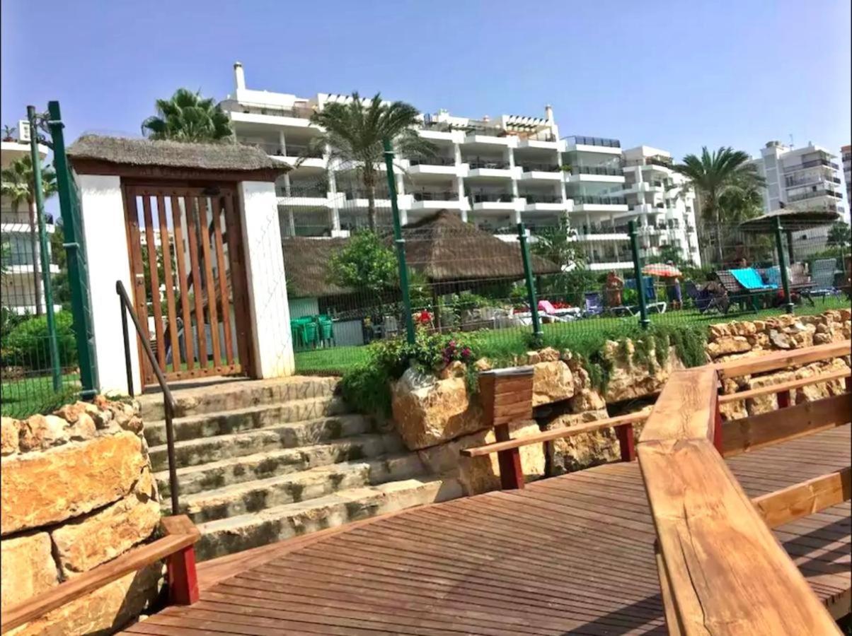 Mi Capricho, Beachfront, Grownfloor, Private Garden & Terrace Sitio de Calahonda المظهر الخارجي الصورة