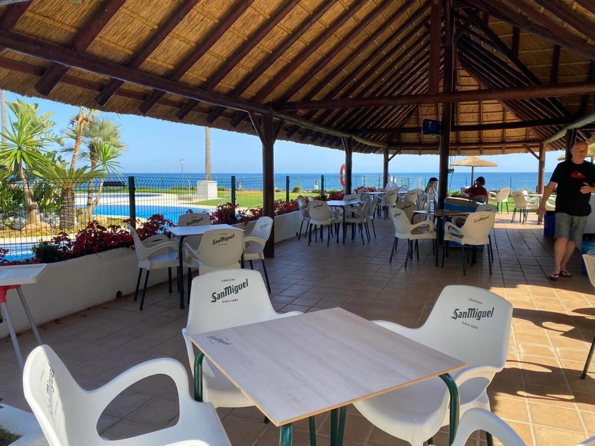 Mi Capricho, Beachfront, Grownfloor, Private Garden & Terrace Sitio de Calahonda المظهر الخارجي الصورة