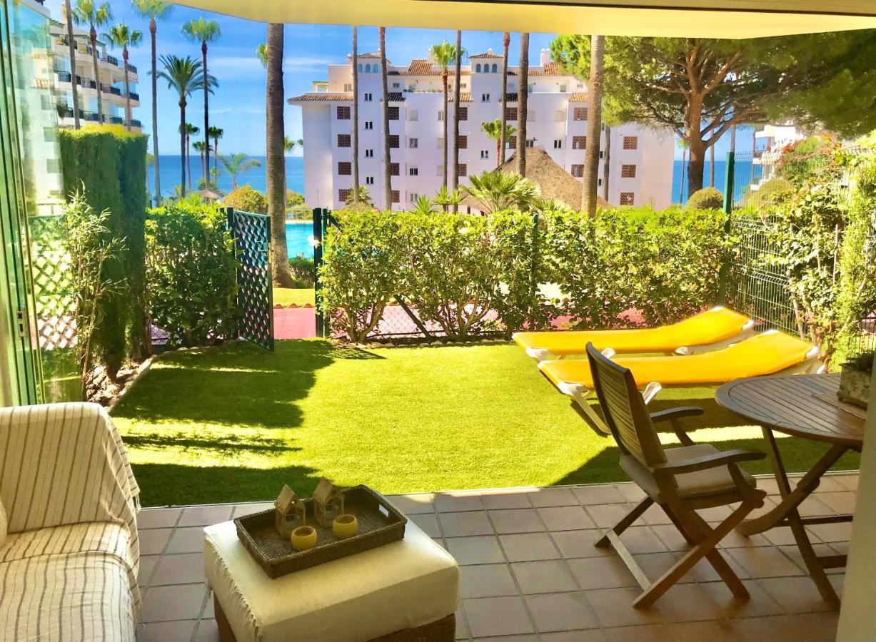 Mi Capricho, Beachfront, Grownfloor, Private Garden & Terrace Sitio de Calahonda المظهر الخارجي الصورة