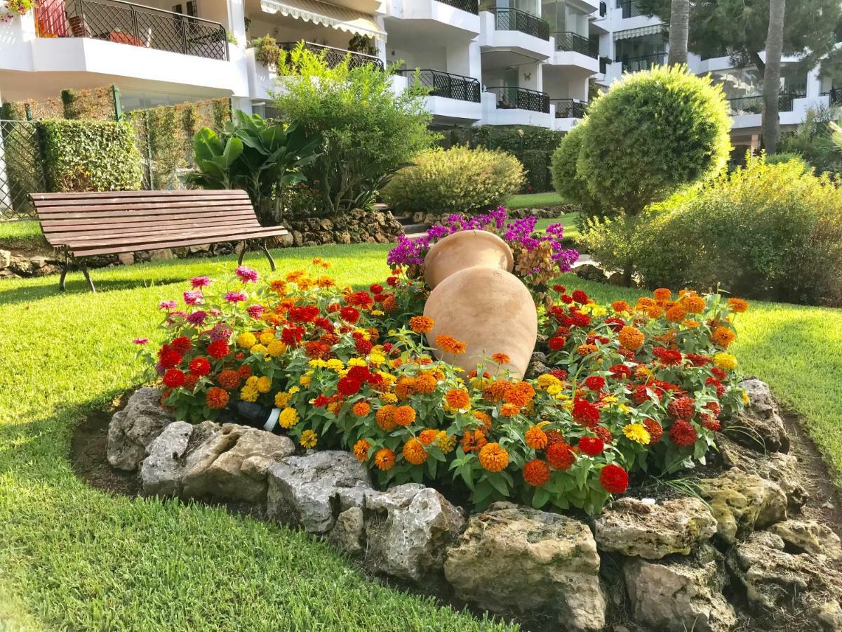 Mi Capricho, Beachfront, Grownfloor, Private Garden & Terrace Sitio de Calahonda المظهر الخارجي الصورة