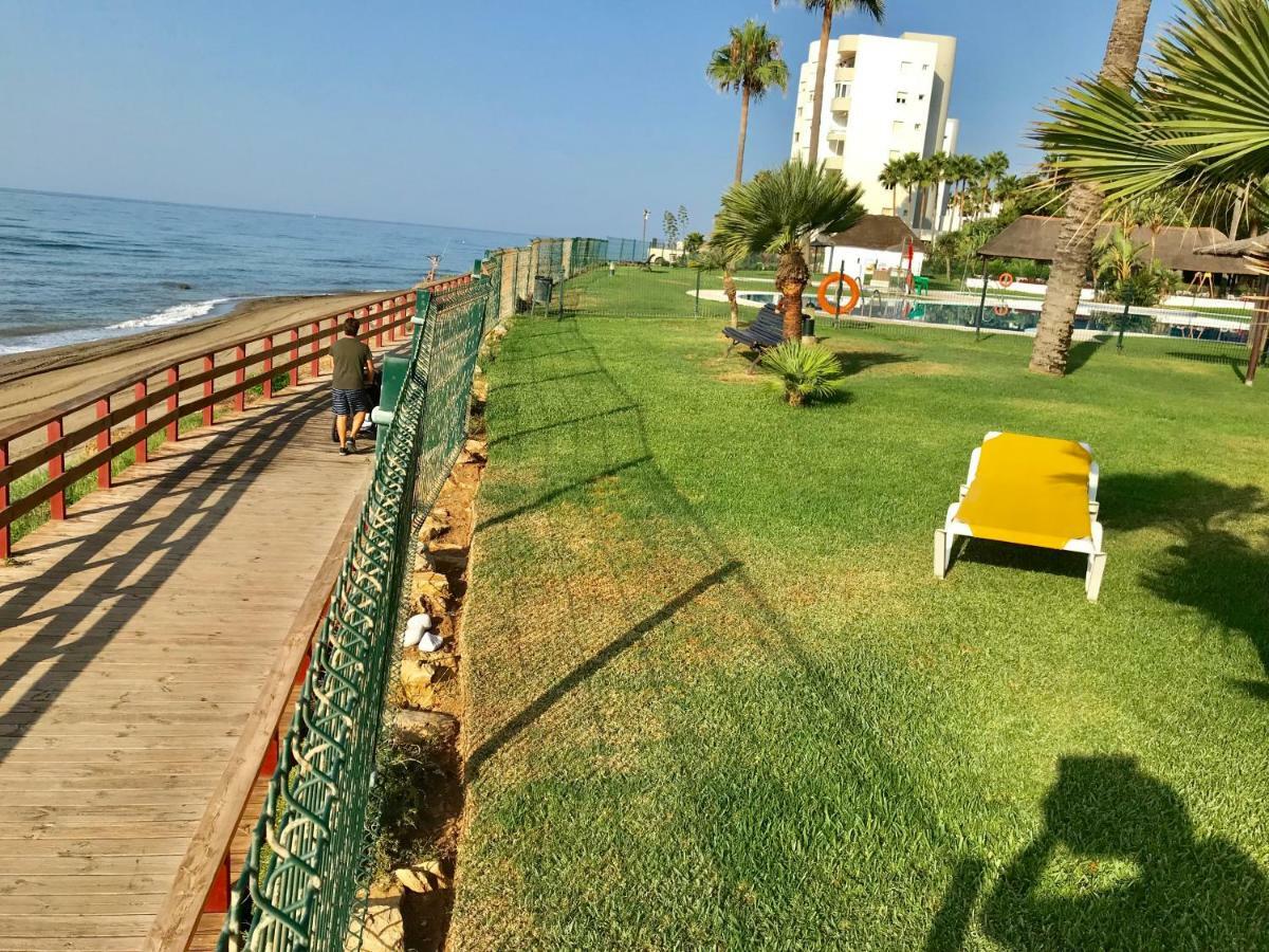 Mi Capricho, Beachfront, Grownfloor, Private Garden & Terrace Sitio de Calahonda المظهر الخارجي الصورة