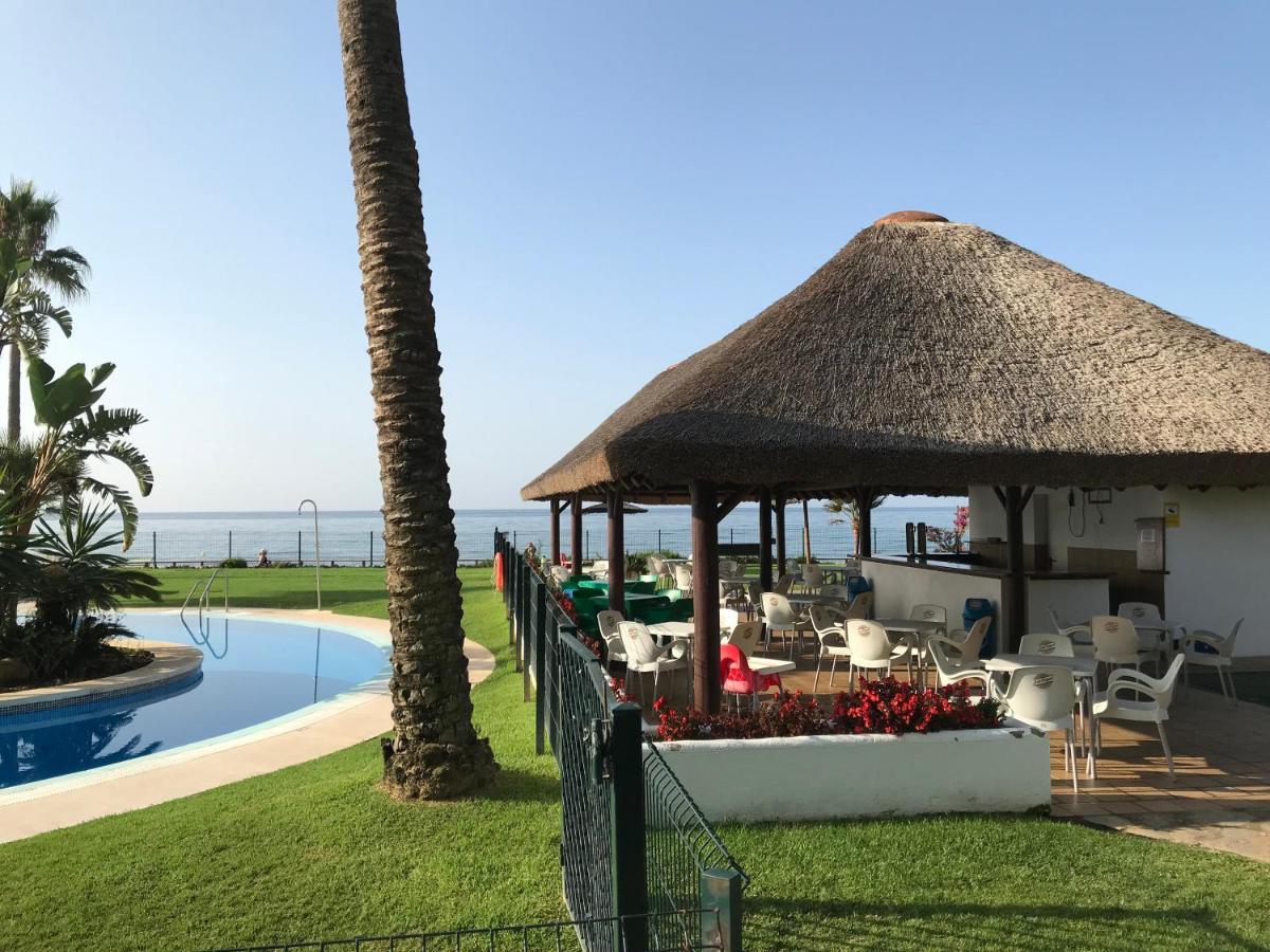 Mi Capricho, Beachfront, Grownfloor, Private Garden & Terrace Sitio de Calahonda المظهر الخارجي الصورة